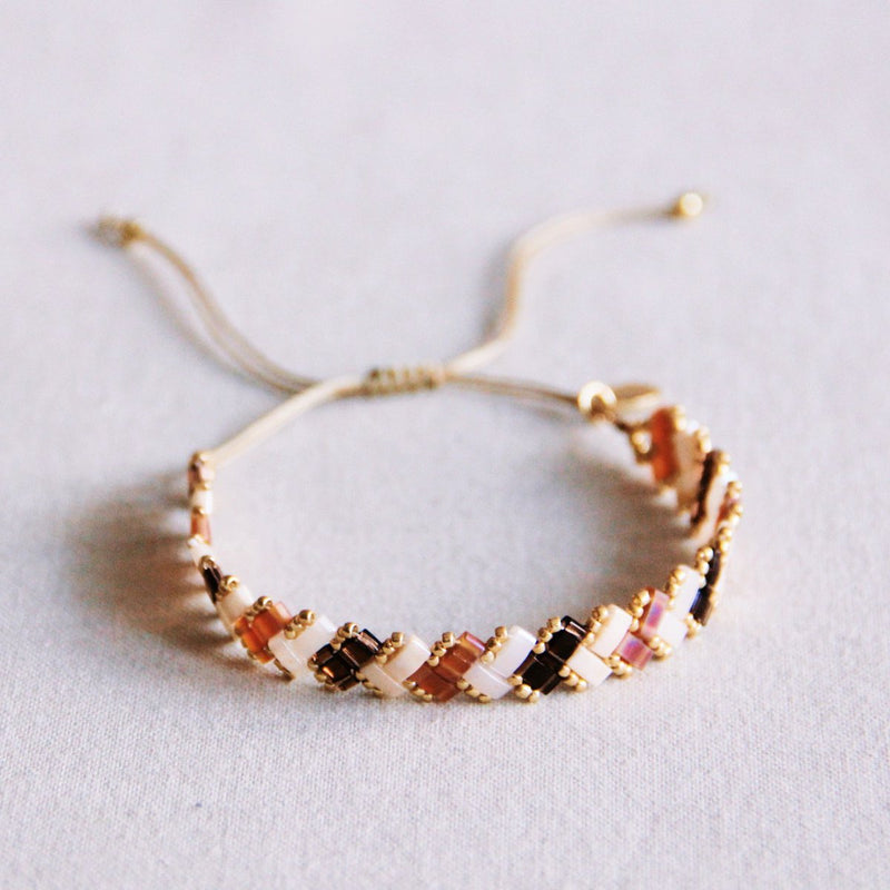Gevlochten Tila Bead -armband - Naaktkleuren