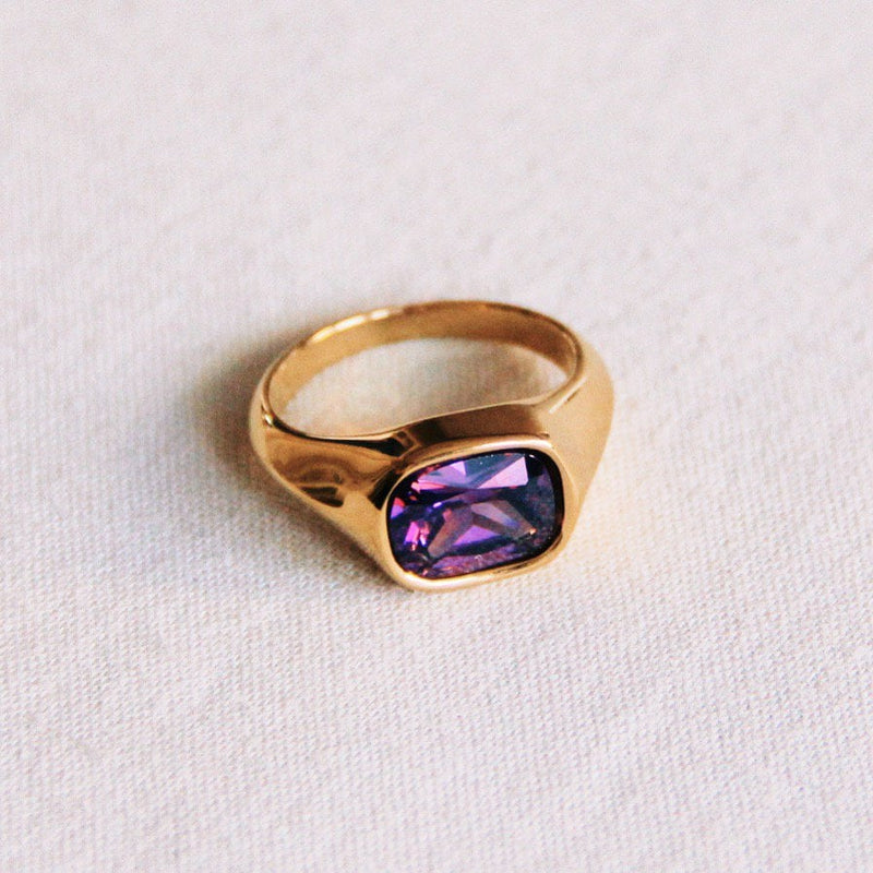 Ring met ovale kristalsteen - paars