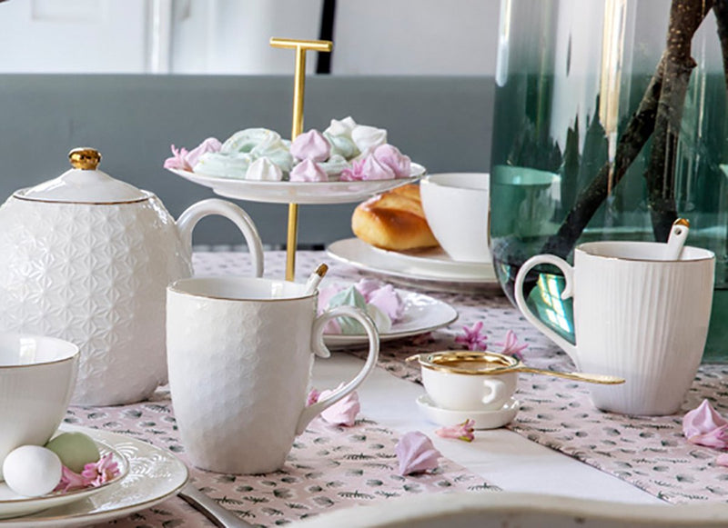 Nippon White Teapot 0.60L, star, giftbox /18 Tokyo Design Studio *NU 10% KORTING*